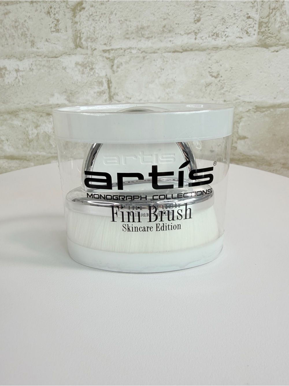 artis Fini Brush Skincare Edition - White with Silver Handle